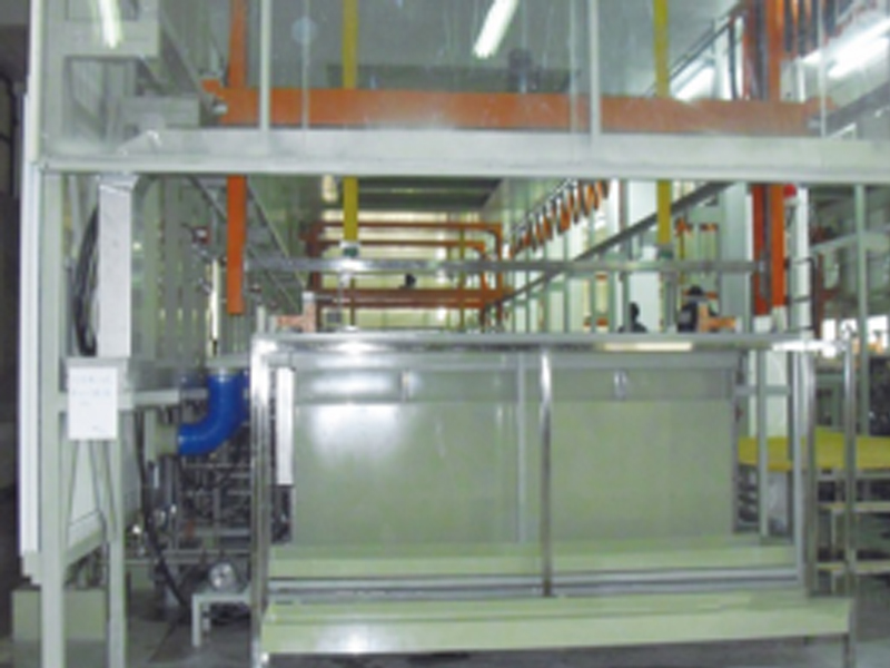 Fully automatic anodizing line